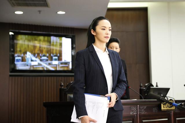 好奇罗鹂穿什么?揭秘《离婚律师》百万行头