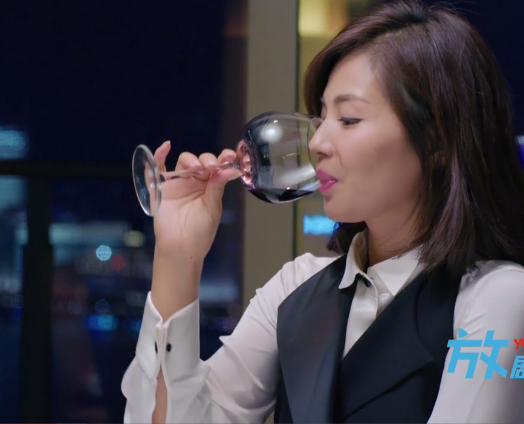 为什么刘涛穿西服是女王攻 我穿就是推销员_时