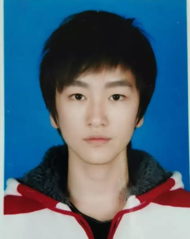 修了几世,才换来这张雌雄难辨的逆天美颜!