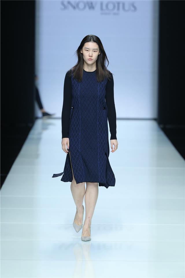 2016北京时装周落幕 雪莲完美演绎羊绒针织流