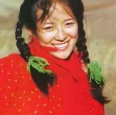 在丸子头?听说换上这个发型女神都成了拳击手