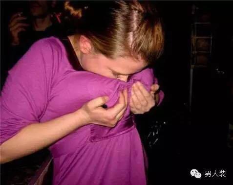 有个问题:姑娘们的内衣有多脏?_时尚_腾讯网