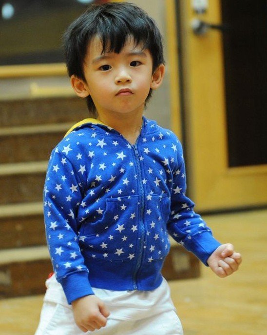 星二代再掀土豪热 呆萌奢华造型大比拼