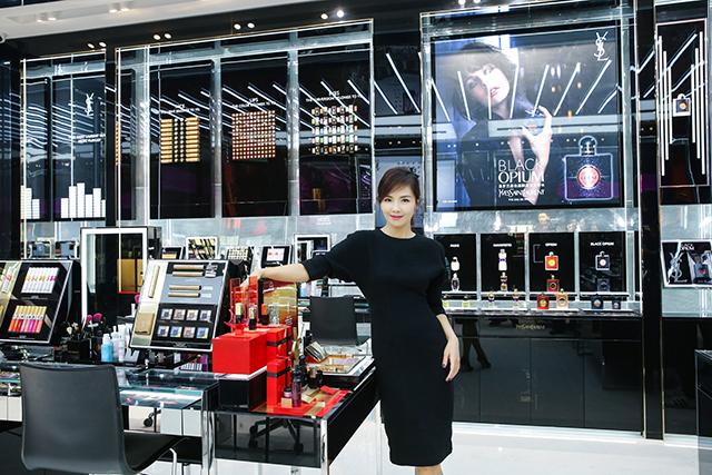 YSL全球第1家旗舰精品店落户成都