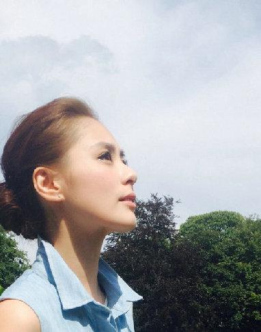 阿娇旅行晒自拍美照被赞360度无死角美女