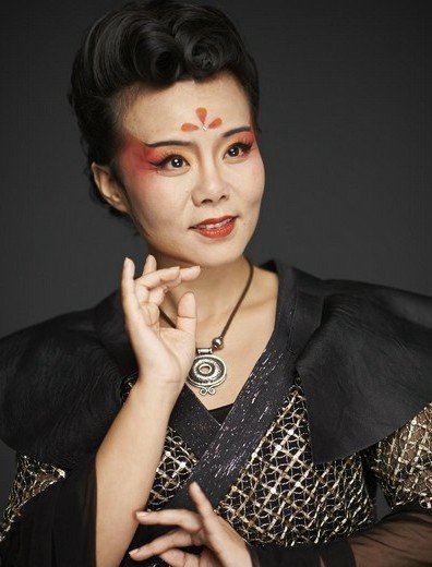 曝龚琳娜戏曲造型妩媚雷人_时尚_腾讯网