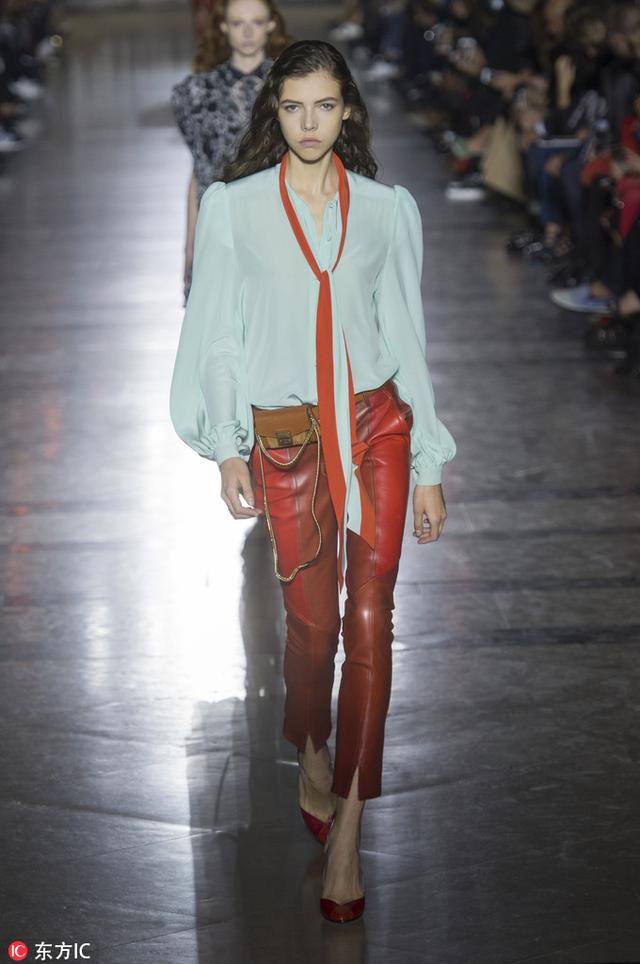 跟着刘诗诗一起真丝shirt 让你美的很高级