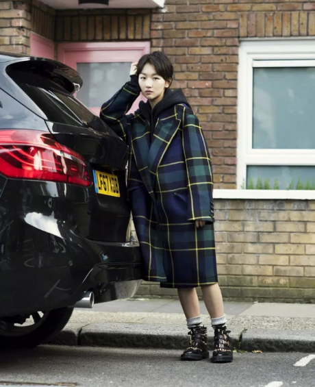 从杨幂到热巴,究竟什么样的女明星才算真的带