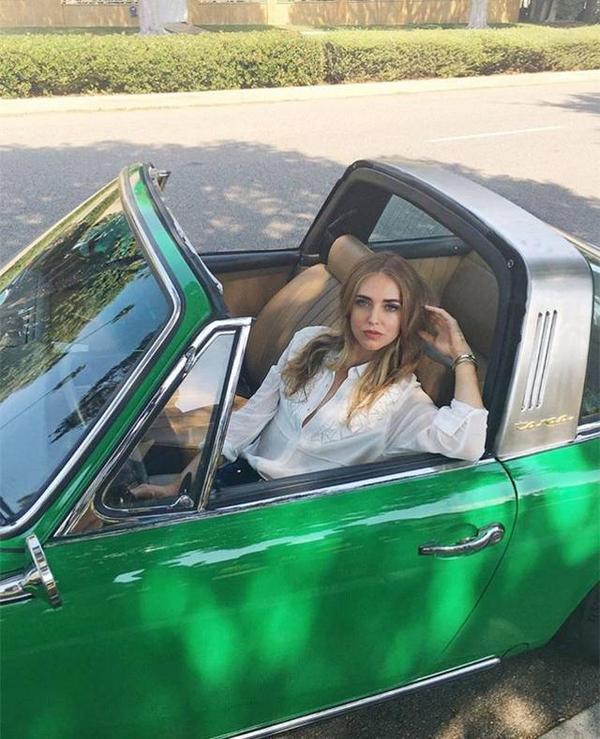 这些风格多样的单品 都可以拿来配你的牛仔