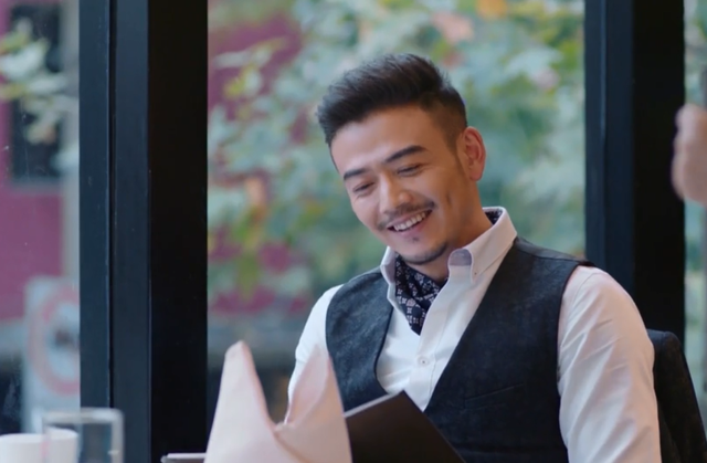 雅痞正当红 《欢乐颂》小包总杨烁受热捧!_时尚_腾讯网