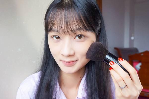 丑女大翻身 真实对比告诉你化妆的恐怖所在