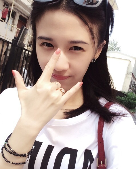 谁说papi酱素颜妆?她也有小心机噢!