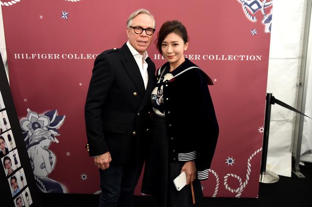贾静雯、康倩雯和张皓然身着Tommy Hilfiger服饰亮相纽约时装周