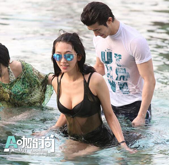 范冰冰baby上演女王争霸战 赵薇 林志玲 加入厮