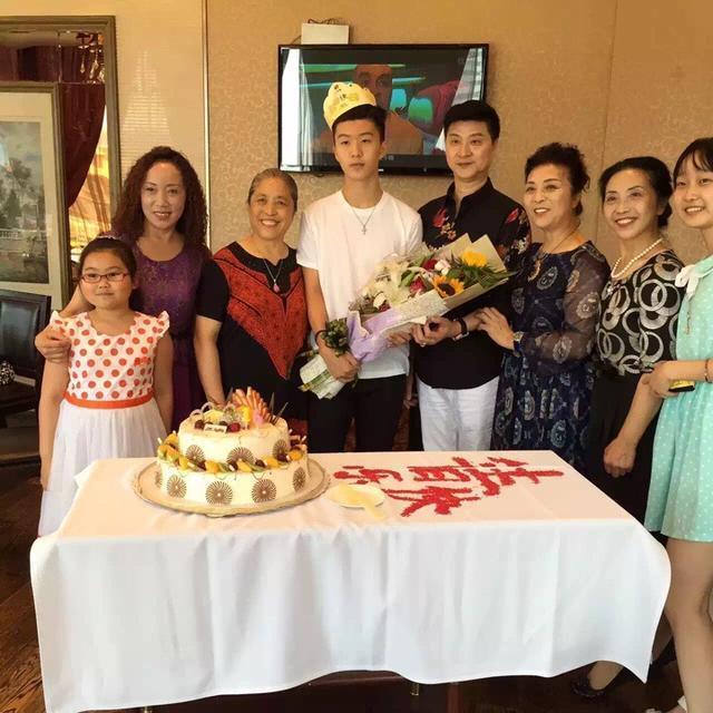 ���������𱦵�˽�����ع⣿�վ����������ף�