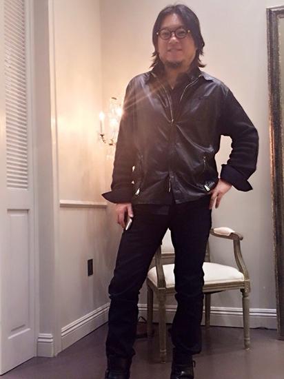 高晓松减肥晒大长腿 网友:能换张脸就帅了