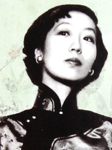 自我感觉良好 让人难以亲近的不合时宜妆容