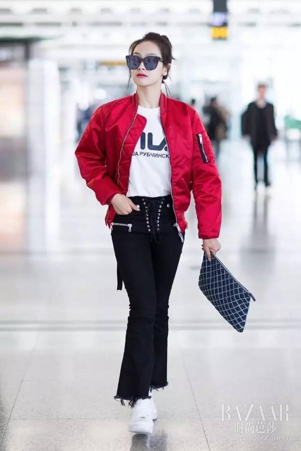 宋茜、肯豆穿的T恤可真好看,我翻了下衣橱发现