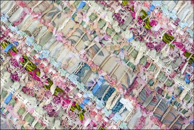 领略CHANEL斜纹软呢面料的至臻魅力