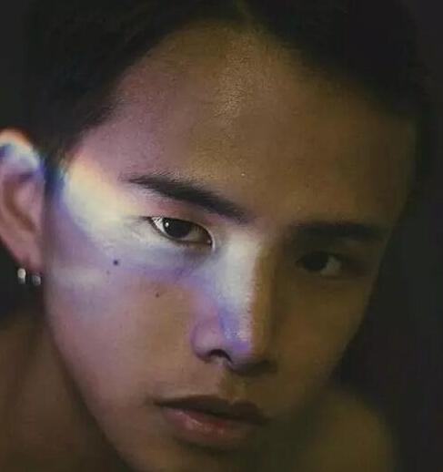 从初代网红开扒怎样才能通过网络改变命运