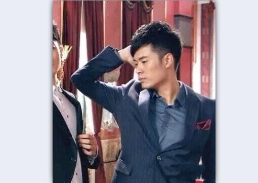 凡人观时尚:文章闯祸 电商得福