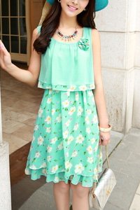 一日一look 5月变脸天<em>丝袜美</em>少女拗造型_时尚