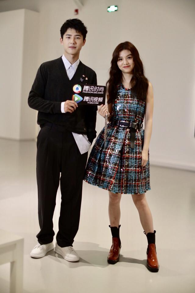当刘昊然春夏面对4900色块 好像终于感悟到了艺术之美