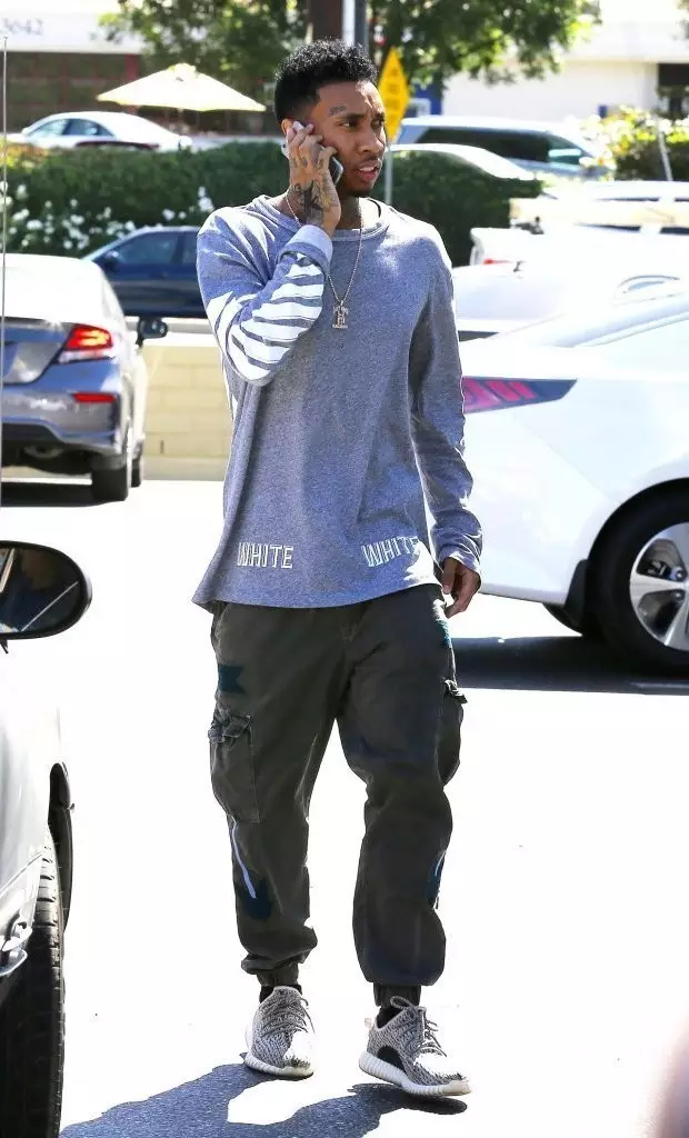 travis scott这身服装 搭配 adidas yeezy boost 350 "oxford tan"