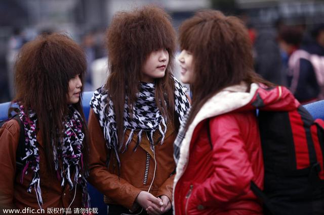 凡人观时尚:杀马特们的炫酷与哀愁