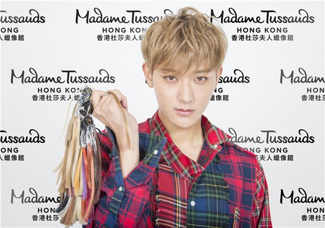 黄子韬量身照公布 成香港杜莎首位入驻时尚区