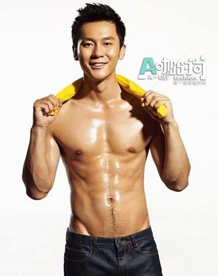 六大跑男兄弟身材大PK 邓超李晨郑恺谁最有料