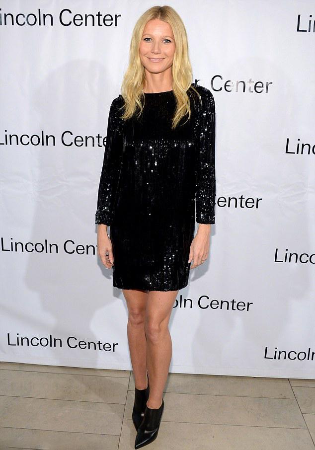 减龄10岁 40+明星美女的穿衣法则