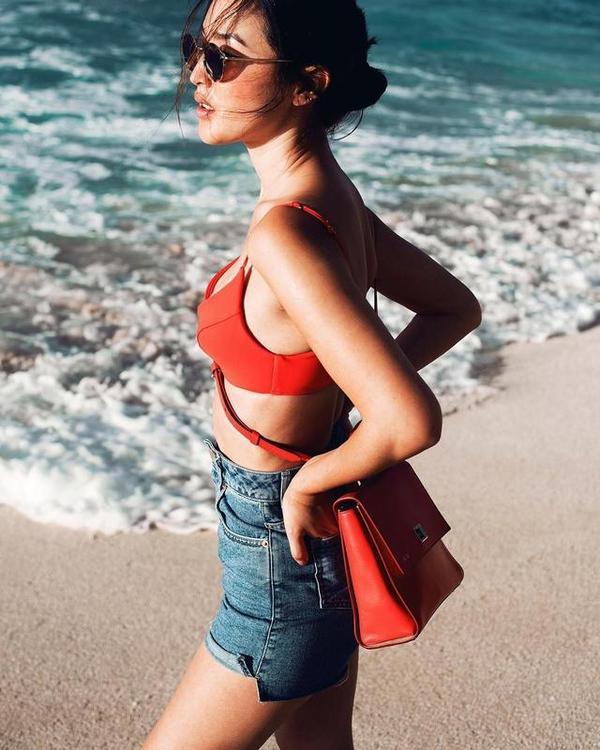 这些风格多样的单品 都可以拿来配你的牛仔