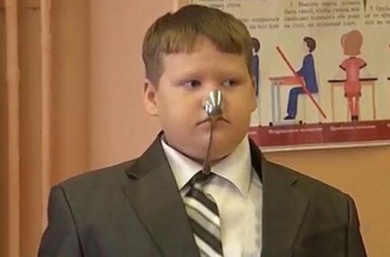 现实版万磁王,9岁男孩自带磁力什么都吸