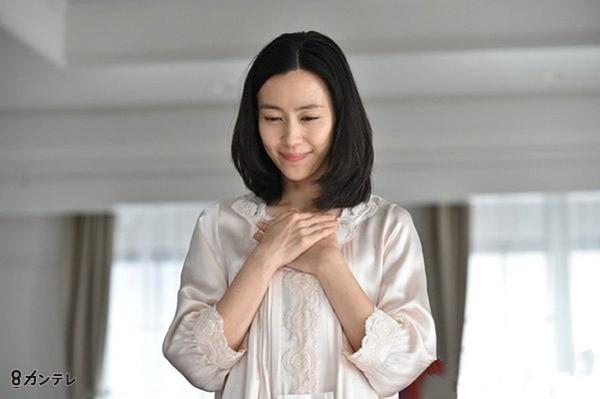 我的恐怖妻子 魔女必杀技其实是一张少女颜