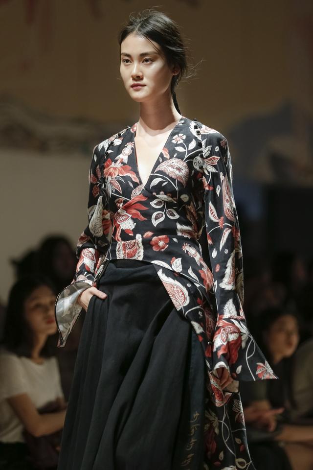 例外2018秋冬发布:天马行空碰撞波普艺术