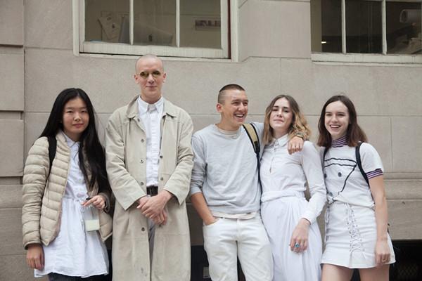 罗德岛设计学院街拍 荧光热假发癖纯色控