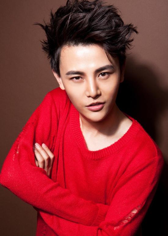 孙坚被爆整容 撞脸马天宇傻傻分不清