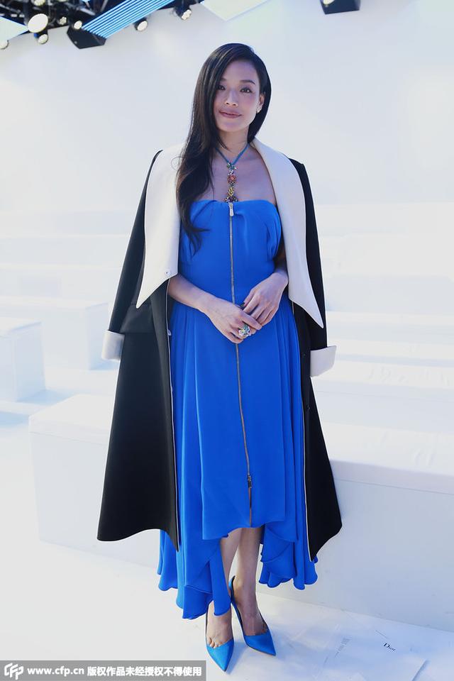 优雅蓝色怎么搭?几招速成蓝瘦子穿衣法