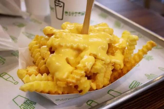 �°����������Ŀ�͵꣬Ҫ���й��������KFC�����ˣ�