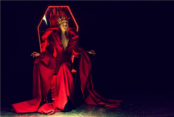 岳晓琳携《有·無》时尚概念发布会