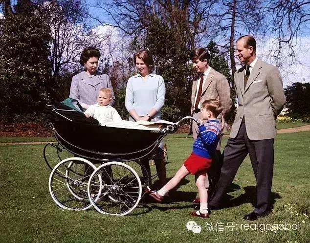 一件衣服穿160年 英国皇室你要不要这么省!