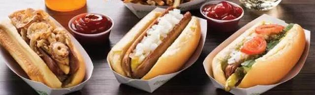 �°����������Ŀ�͵꣬Ҫ���й��������KFC�����ˣ�