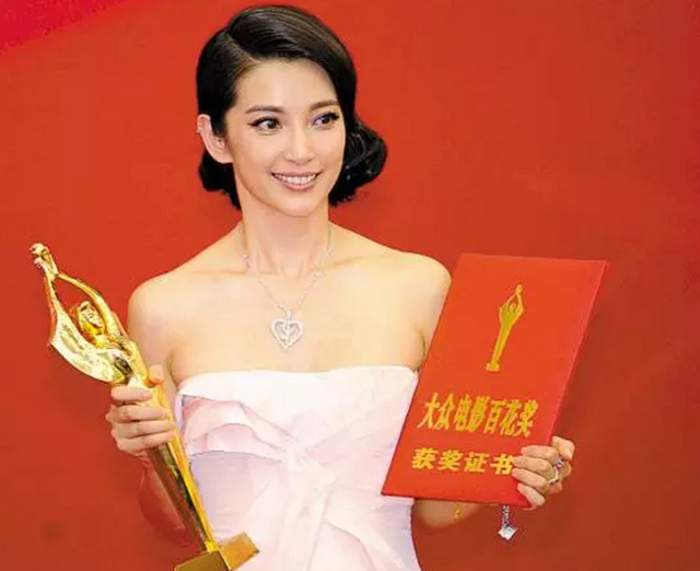 一切都有准备的李冰冰，从不怕晚