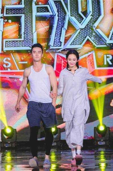 谢娜满是油渍的睡衣，杨幂穿出潮范，情商智商都太高