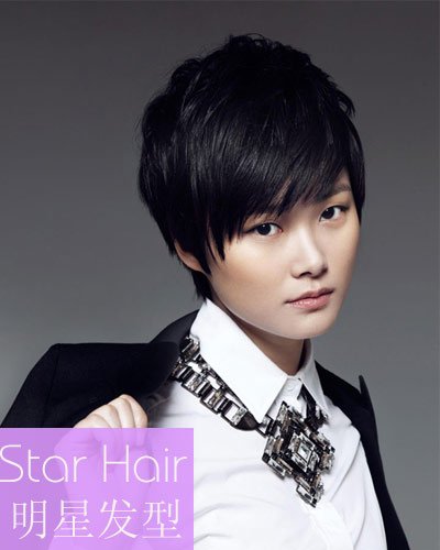 李宇春封面露额短发造型 阳光帅气魅力足