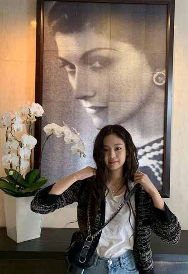 96年的Jennie凭什么凭什么叫“人间香奈儿”?