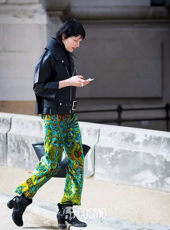 比小白鞋还百搭 怪不得时装精都爱这双鞋！