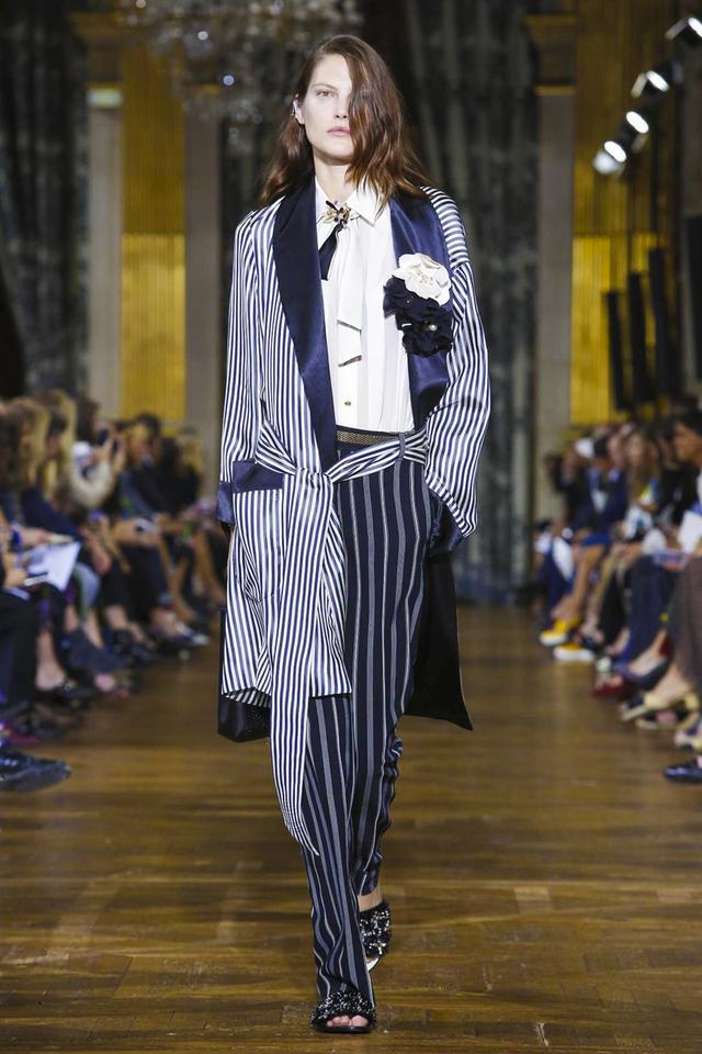 女性之魅与男性之美 郭碧婷Lanvin秀场创颜值