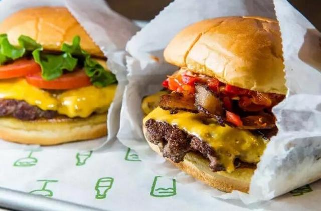 �°����������Ŀ�͵꣬Ҫ���й��������KFC�����ˣ�